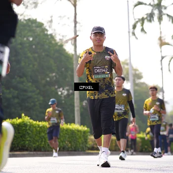 Runner Photo 6591789