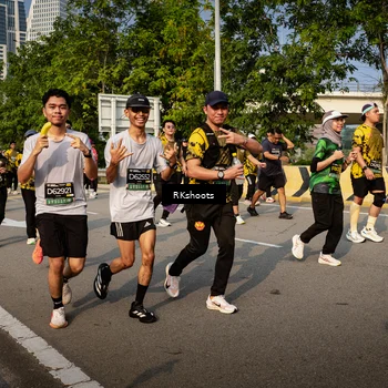 Runner Photo 6591872