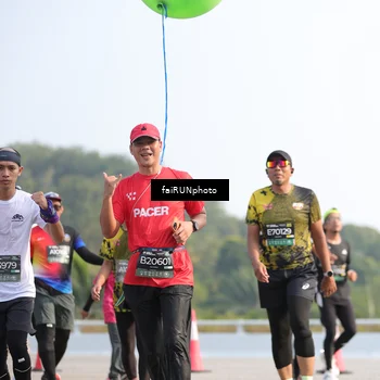 Runner Photo 6591901