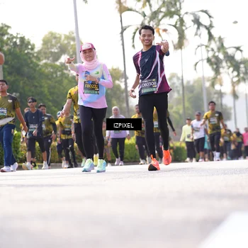 Runner Photo 6591905