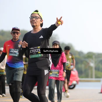 Runner Photo 6592028