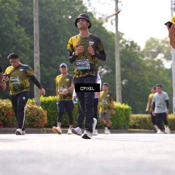 Runner Photo 6592034