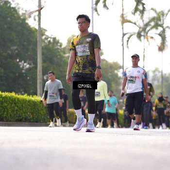 Runner Photo 6592075