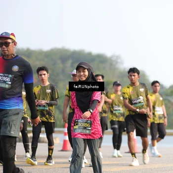 Runner Photo 6592077