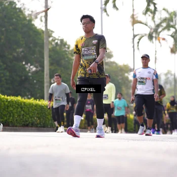 Runner Photo 6592080