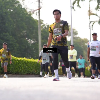 Runner Photo 6592085