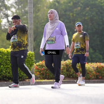 Runner Photo 6592107