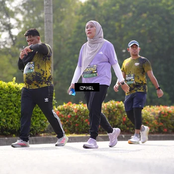Runner Photo 6592122