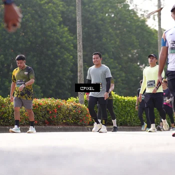 Runner Photo 6592123