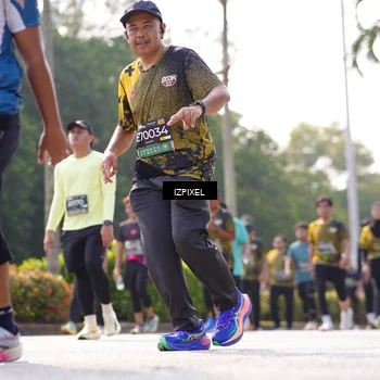 Runner Photo 6592228
