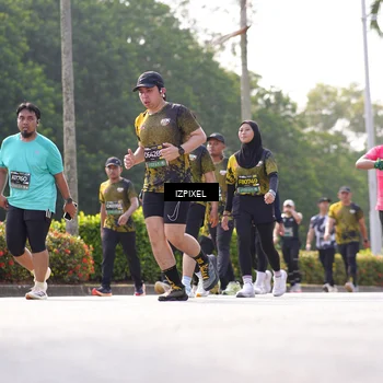 Runner Photo 6592266