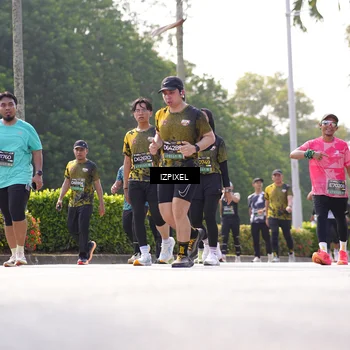 Runner Photo 6592278