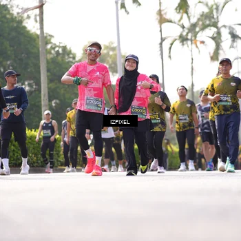 Runner Photo 6592280
