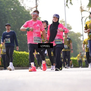 Runner Photo 6592337