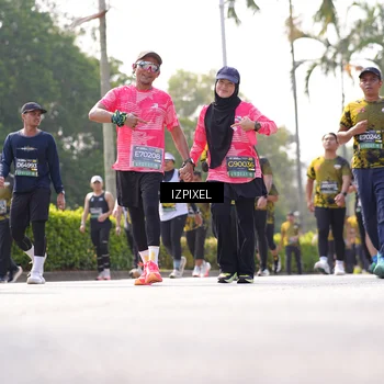 Runner Photo 6592340
