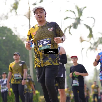 Runner Photo 6592383