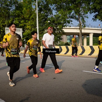 Runner Photo 6592399