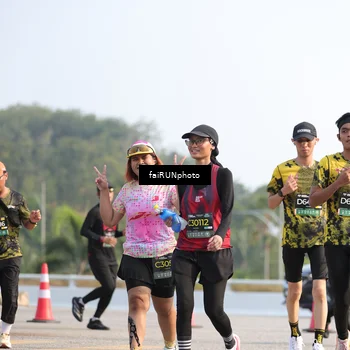 Runner Photo 6592409