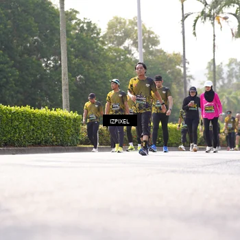 Runner Photo 6592444