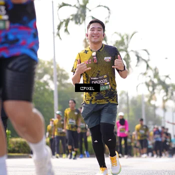 Runner Photo 6592449