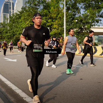 Runner Photo 6592453