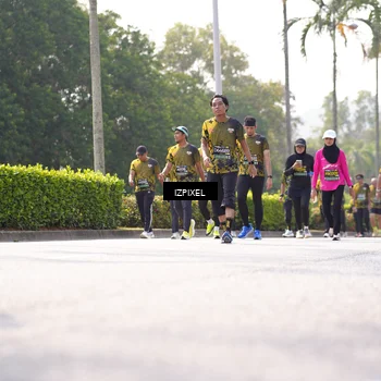 Runner Photo 6592456