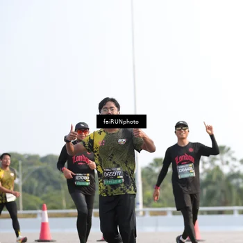 Runner Photo 6592480
