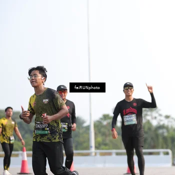 Runner Photo 6592488