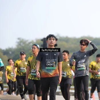 Runner Photo 6592503