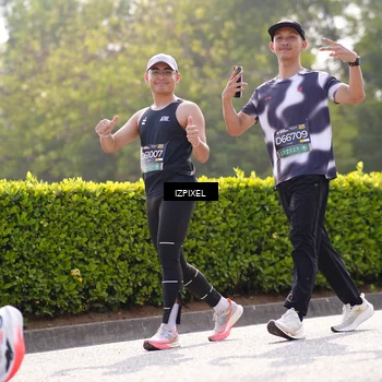 Runner Photo 6592530