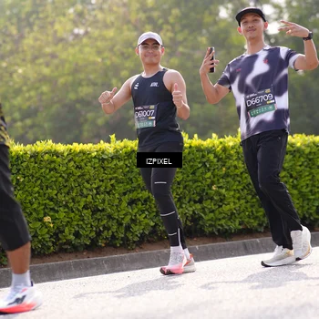 Runner Photo 6592538