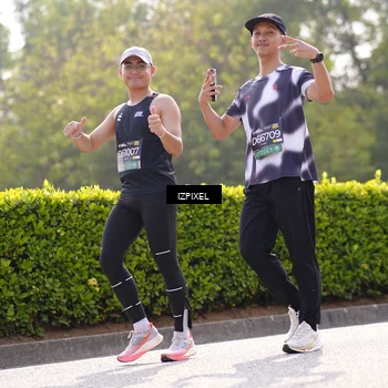 Runner Photo 6592546