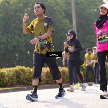 Runner Photo 6592559