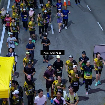 Runner Photo 6592594