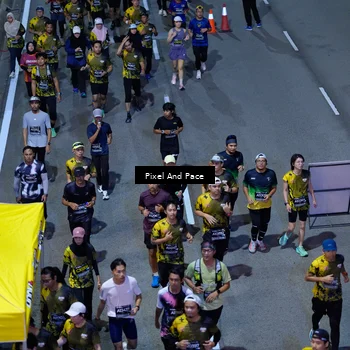 Runner Photo 6592597