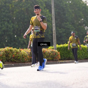 Runner Photo 6592619
