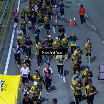 Runner Photo 6592638