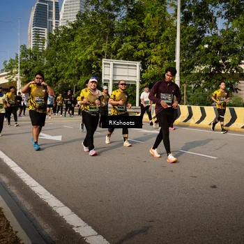 Runner Photo 6592659