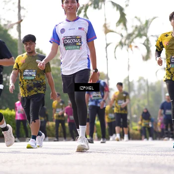 Runner Photo 6592670