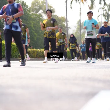 Runner Photo 6592764