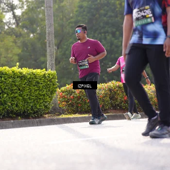 Runner Photo 6592785