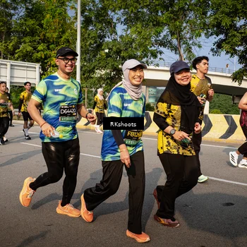 Runner Photo 6592870
