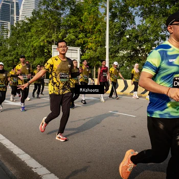 Runner Photo 6592878