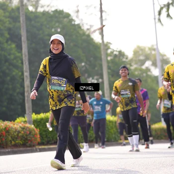 Runner Photo 6592912