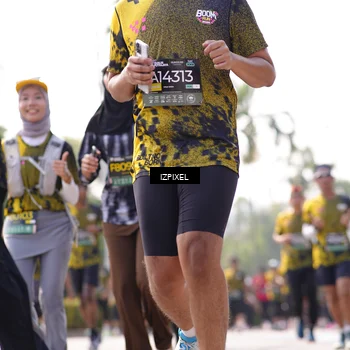Runner Photo 6593000