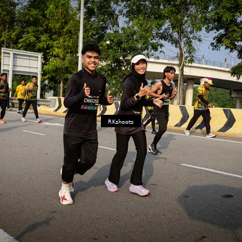 Runner Photo 6593052