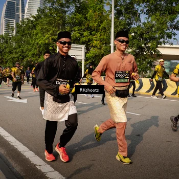 Runner Photo 6593064