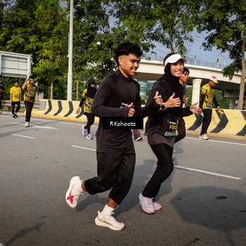 Runner Photo 6593076