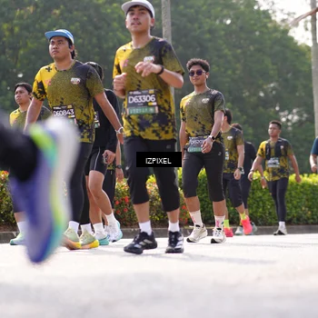 Runner Photo 6593217