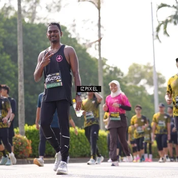 Runner Photo 6593271